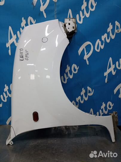 Крыло переднее правое Renault Kangoo 97-03 гг