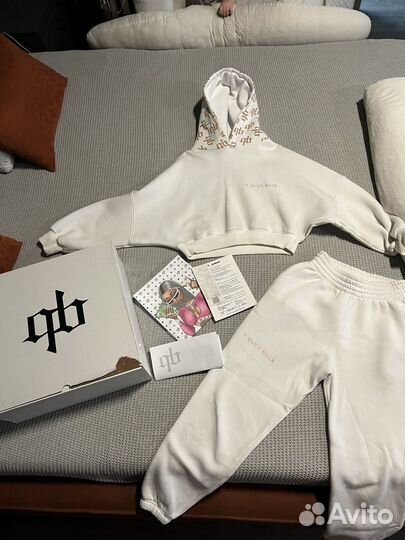 Спортивный комтюм a quick back