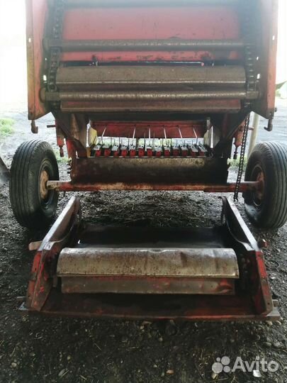 Пресс-подборщик Рязанский комбайновый завод ПР-200, 2003