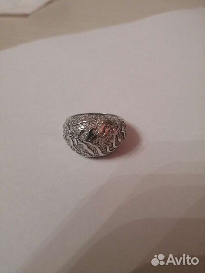 Серебряное кольцо