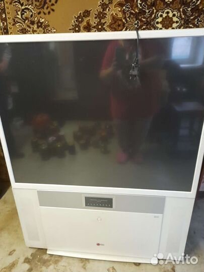 Телевизор бу LG