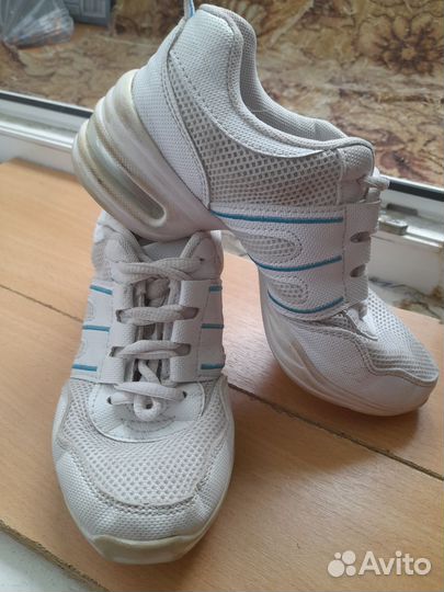 Обувь для танцев