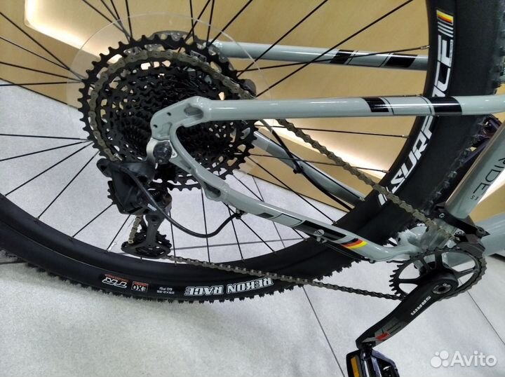 Велосипед silverback stride 29 SX (2023) Grey/Blac