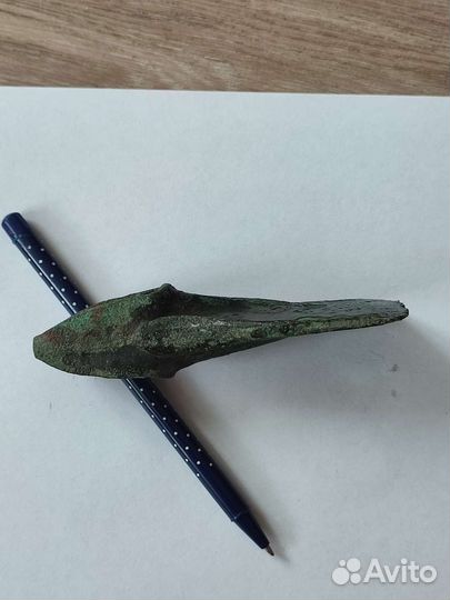 Топор старинный