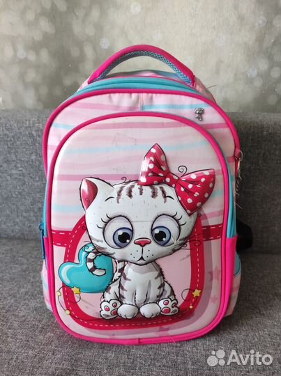 Продаётся школьный рюкзак. Для первоклассников