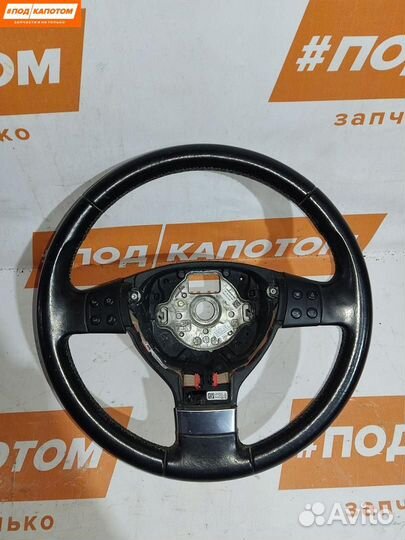 Руль Volkswagen Tiguan 2009 1K0959537J