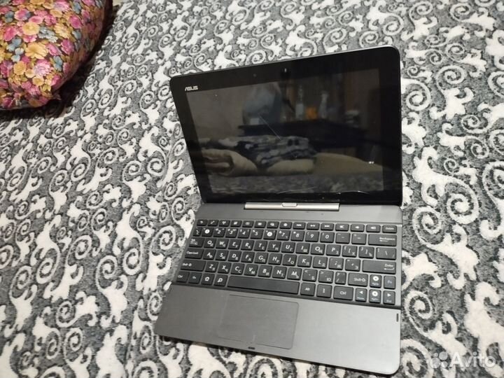 Планшет с клавиатурой asus