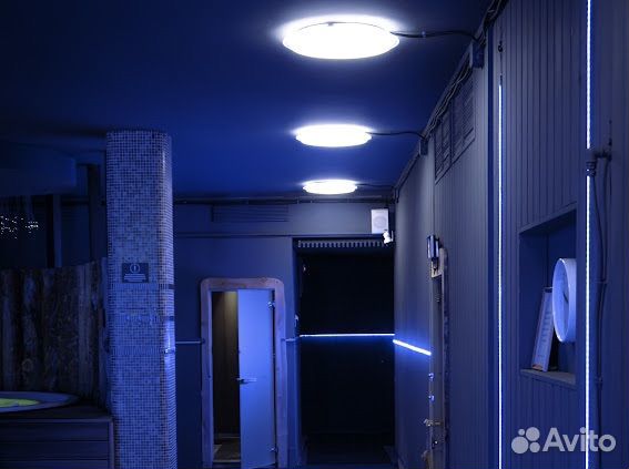 Баня сауна с бассейном, джакузи