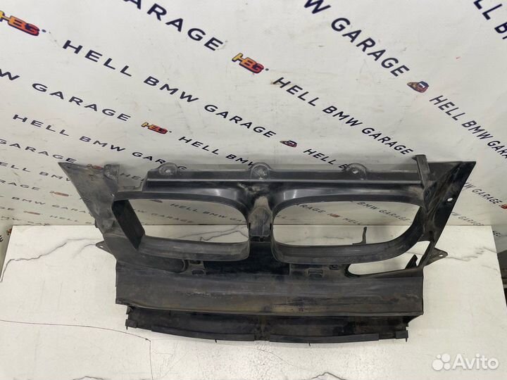 Диффузор радиатора Bmw E39
