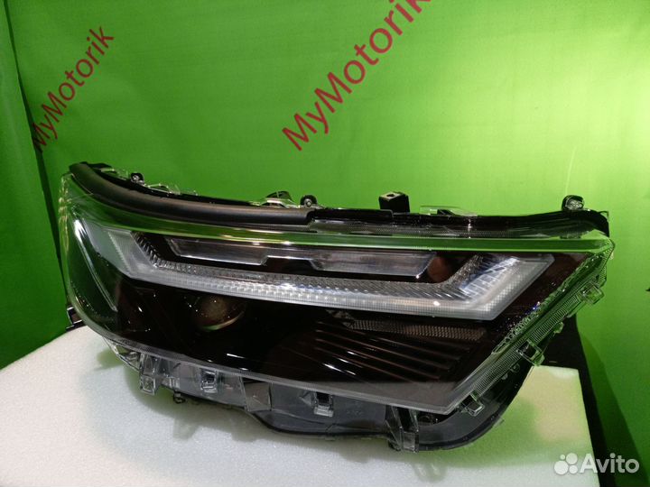 Фары Toyota Rav 4 axaa52 Premium XLE