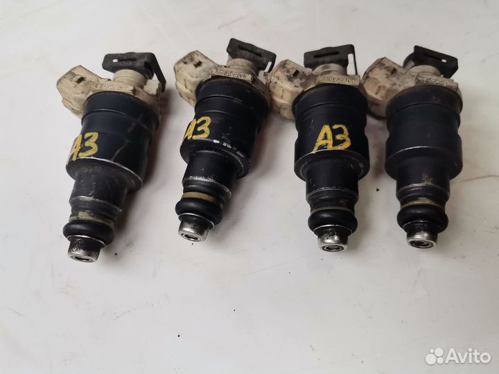 Форсунка топливная Audi A3 8L1 AGU