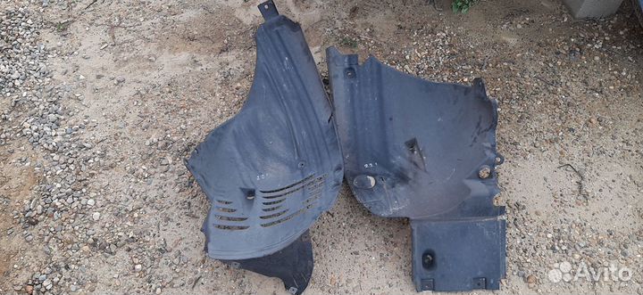 Подкрылок передний Mercedes S-Class W221