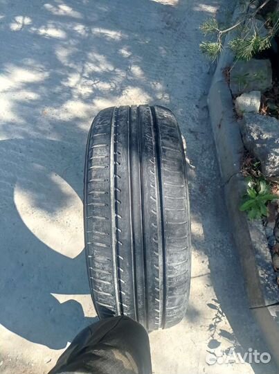 Kumho 846 215/50 R17 60E