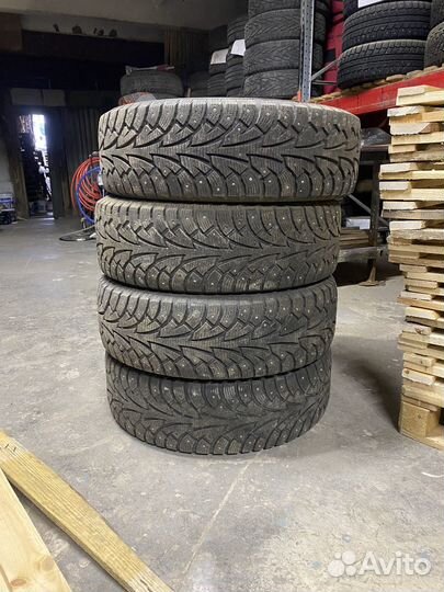 Hankook Winter I'Cept Evo 215/65 R17