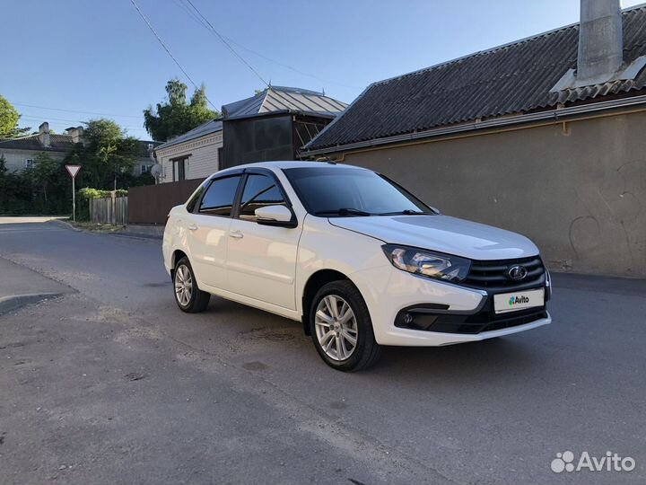 LADA Granta 1.6 МТ, 2021, 35 500 км