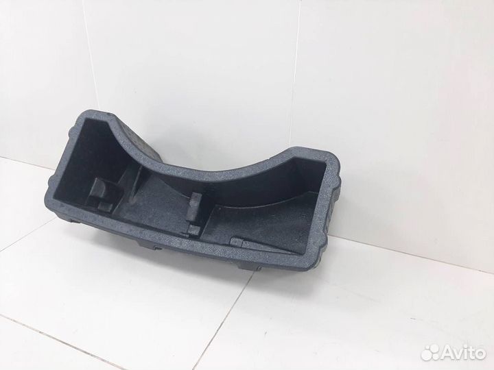 Ящик инструментов Volkswagen Polo Sed RUS 2011