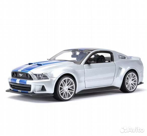 Модель Ford Mustang 1/24