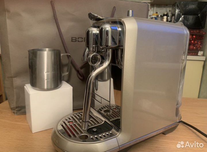 Кофемашина Bork Creatista C 730