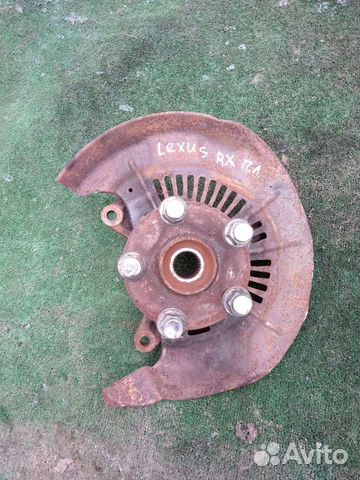 Кулак поворотный передний левый Lexus RX 350 2009