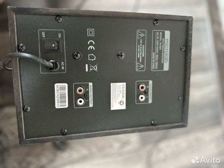 Продам колонки Microlab m520