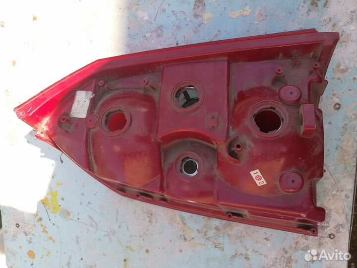 Фонарь задний левый hyundai tucson