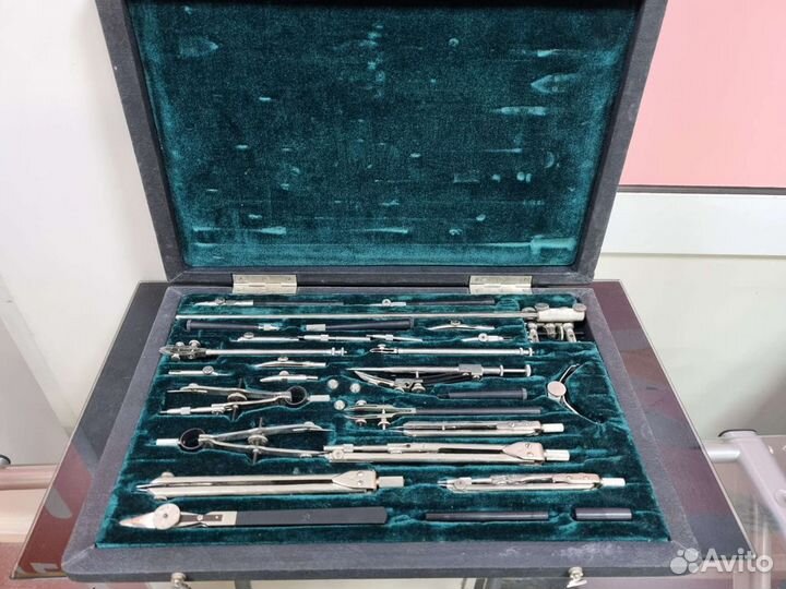 Готовальня У32-Л, СССР