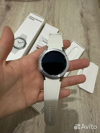 Часы samsung galaxy watch