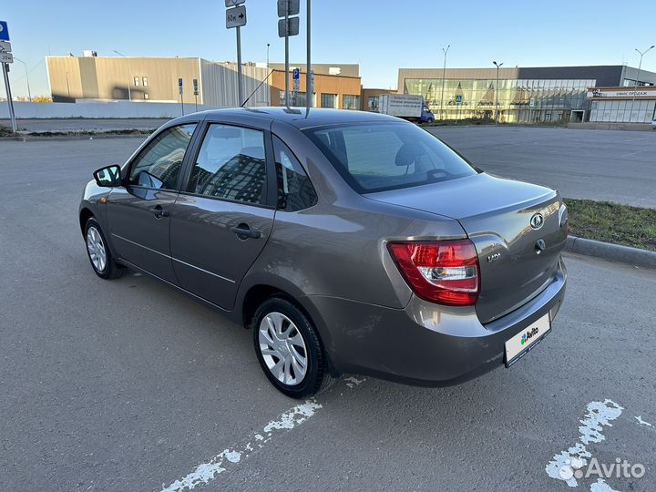 LADA Granta 1.6 МТ, 2017, 63 000 км