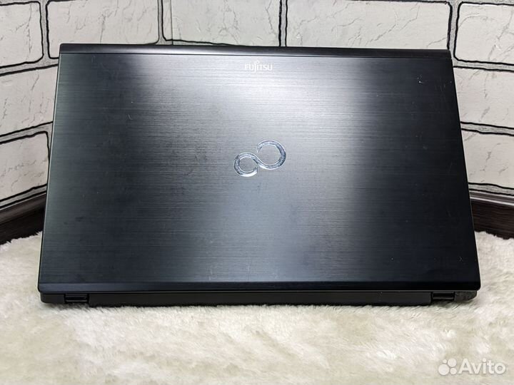 Fujitsu / i5-3230M / 10GB / SSD+HDD