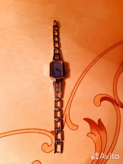 Часы луч женские механические ходят