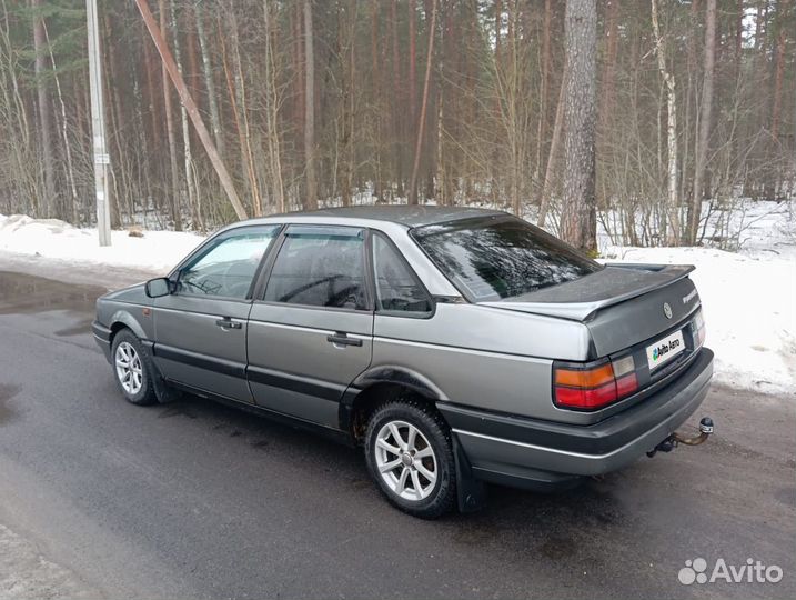 Volkswagen Passat 1.8 МТ, 1988, 300 000 км