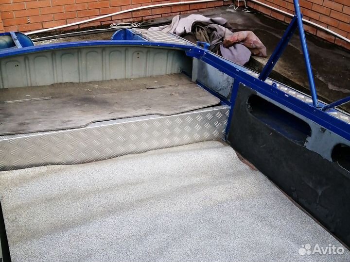 Моторная лодка