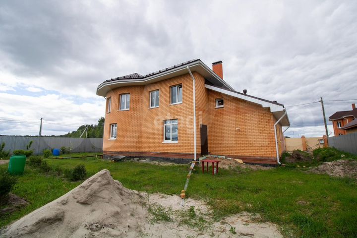 Дом 360 м² на участке 10,6 сот.