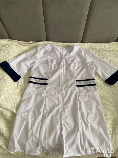 Медицинский костюм женский