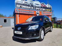 Volkswagen Tiguan 2.0 AT, 2010, 249 000 км, с пробегом, цена 1 375 000 руб.