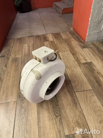 Канальный вентилятор 200