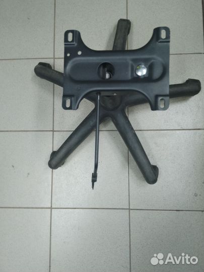 Крестовина для компьютерного кресла