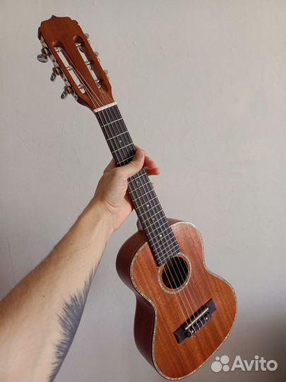 Гиталеле (гитарлеле) Aria ATU-180