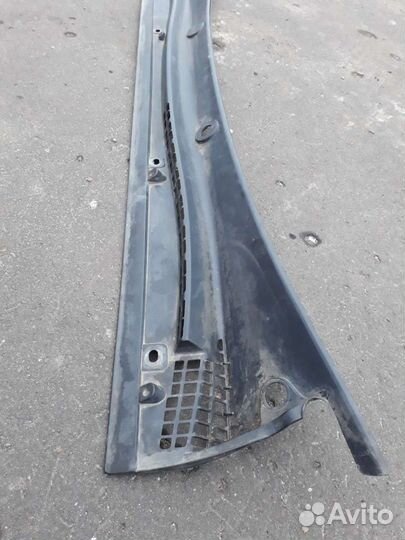 Накладка под лобовое стекло (жабо) ситроен с5