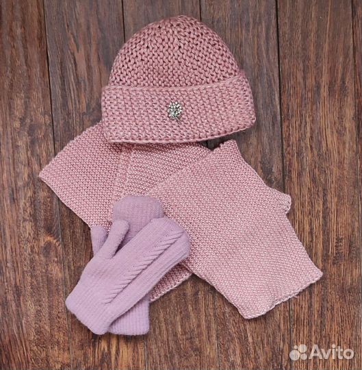 Комплект шапка и снуд женский