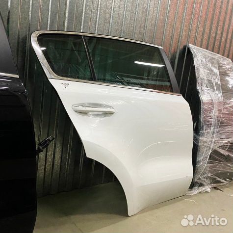 Дверь задняя правая Киа Спортейдж 4