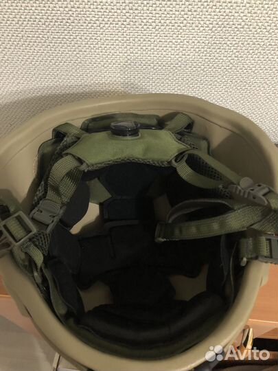 Военный шлем тактический
