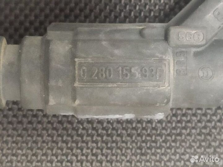 Форсунка топливная Toyota Corolla E120 4ZZ-FE