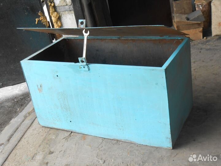 Ящик металлический