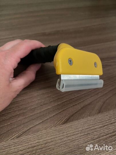 Чесалка для животных