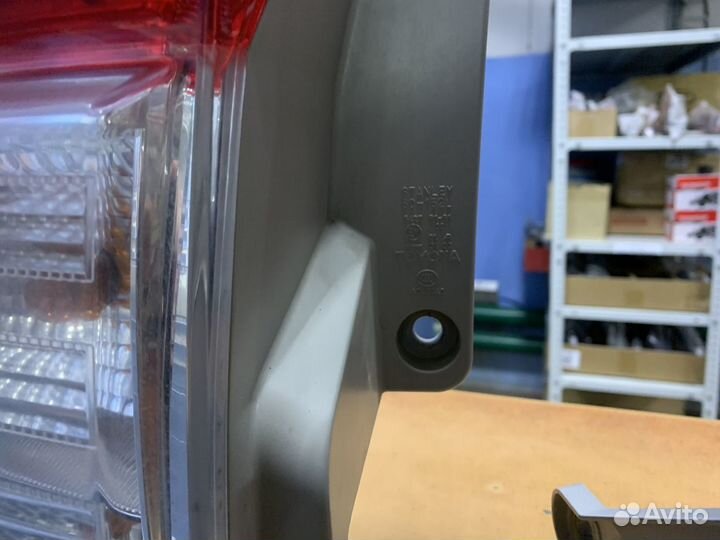 Задние фонари Toyota Prado 150