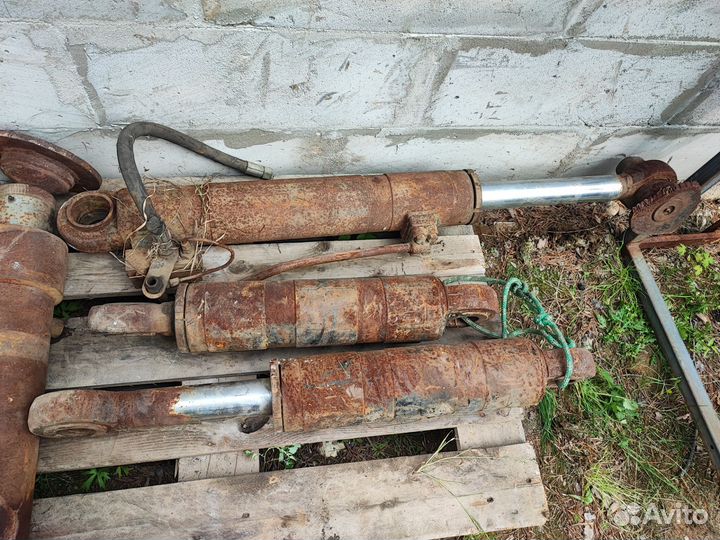 Гидроцилиндр бу