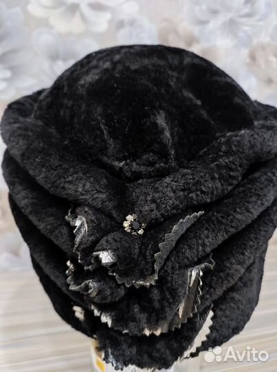 Шапка из мутона зимняя женская