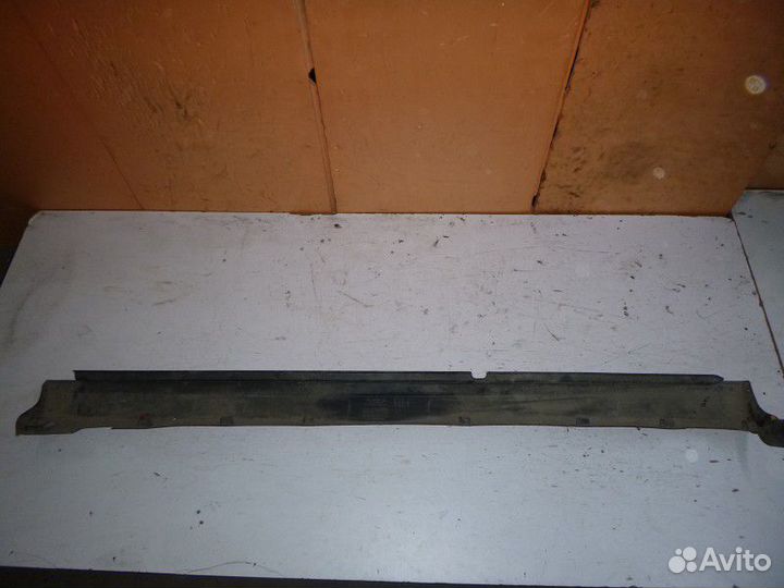 Накладка на порог правая hyundai santa FE (SM) 200