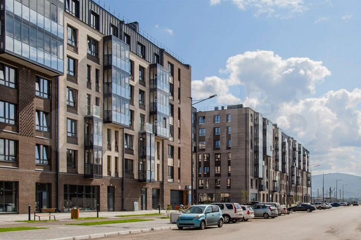 3-к. квартира, 90,3 м², 3/7 эт.